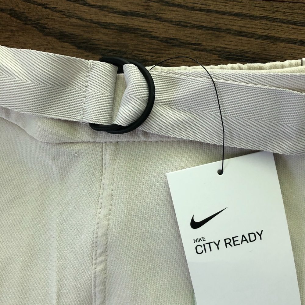 NIKE City Ready Cargo Pants High Waist Wide Leg Flare Streetwear - Picture 3 of 15